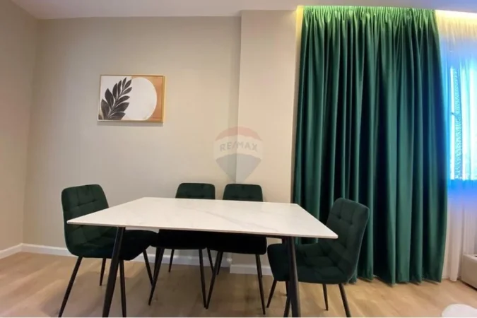 Tirane, shitet apartament Kati 5, 41 m² 105.000 € (Optika Roma - Pazari i Ri)