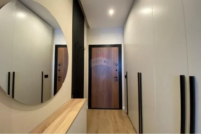 Tirane, shitet apartament Kati 5, 41 m² 105.000 € (Optika Roma - Pazari i Ri)