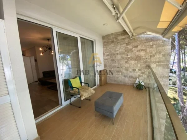 Gjiri Lalezit | Hamallaj, shitet apartament 1+1 Kati 2, 74 m² 222.000 € (Gjiri i Lalzit, rezidenca San Pietro)