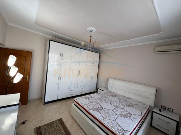 Tirane, jepet me qera apartament 1+1+Ballkon Kati 5, 71 m² 450 € (Ferit Xhajko)