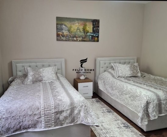 Tirane, jepet me qera apartament 2+1+Ballkon Kati 0, 125 m² 700 € (RRUGA E DIBRES)