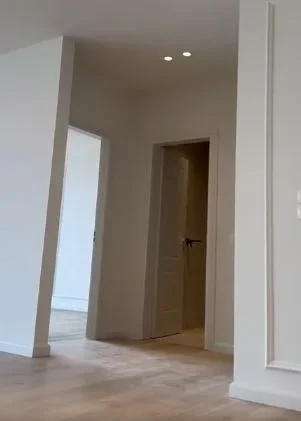 Tirane, shitet apartament , 153 m² 