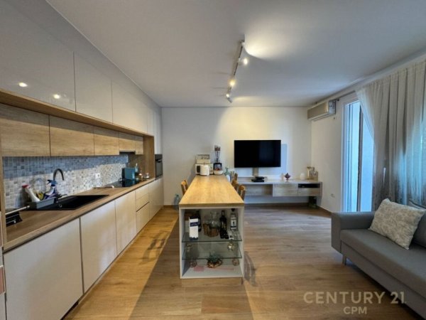 Shqiperi, shitet apartament+verande | Penthouse 2+1 Kati 0, 265 m² 319.000 € 