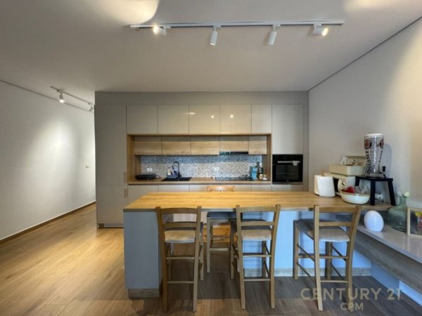 Shqiperi, shitet apartament+verande | Penthouse 2+1 Kati 0, 265 m² 319.000 € 