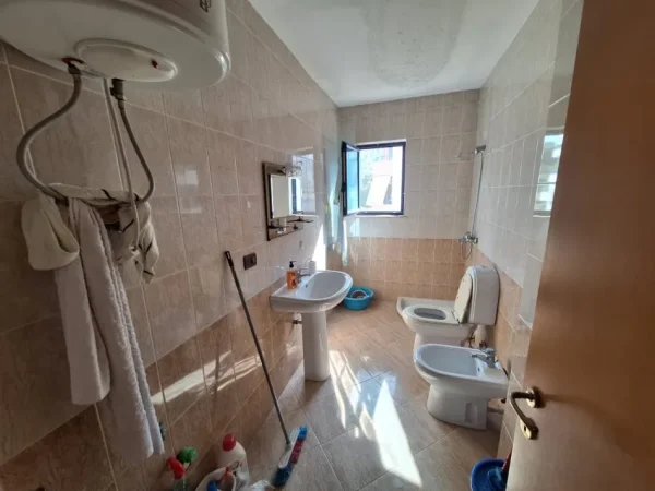 Durres, shitet apartament 1+1+Ballkon Kati 4, 59 m² 57.000 € 