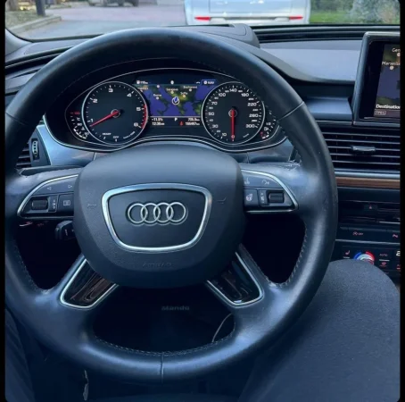 Tirane, shitet makine Audi Nafte, e zeze automatik Kondicioner 155.000 km 17.000 €