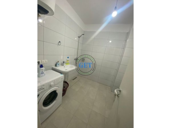 Durres, jepet me qera apartament Kati 1, 90 m² 500 € (Ish URT)