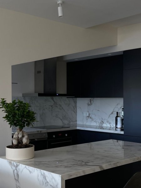 Tirane, shitet 2+1+Ballkon Kati 2, 130 m² 420.000 € (Long Hill Residence)