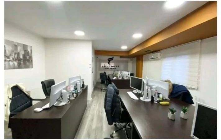 Tirane, shitet ambjent biznesi Kati 1, 200 m² 1.000.000 € (BLLOKU)