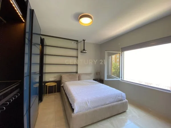 Tirane, jepet me qera apartament 2+1 Kati 4, 97 m² 850 € (liqeni i tiranes)