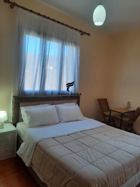 Tirane, jepet me qera Vile 4+1 Kati 2, 288 m² 1.400 € (NDROQ)