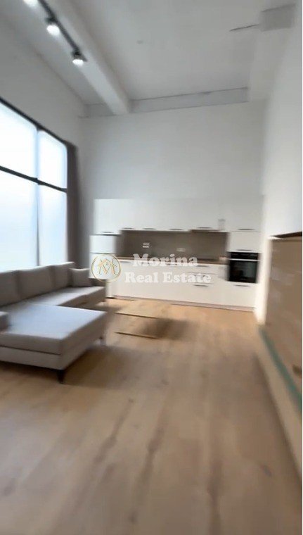 Tirane, jepet me qera apartament duplex 1+1 Kati 0, 80 m² 700 € (Rruga Durresit)
