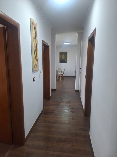 Tirane, Don Bosko, jepet me qera apartament 2+1+Aneks+Ballkon Kati 5, 120 m² 700 € (Rruga Eshref Frasheri)