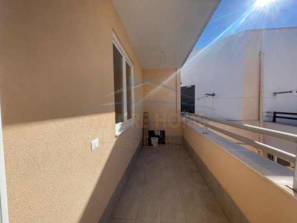 Durres, shitet apartament 1+1 Kati 9, 51 m² 75.000 € (Kazazi,Durres)