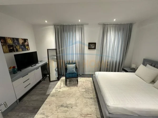 Durres, shitet apartament duplex Dublex Kati 0, 136 m² 544.000 € (Kepi i Rodonit)