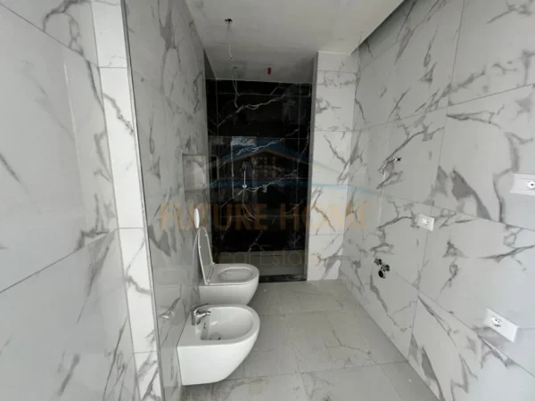 Qerret, shitet apartament 1+1+Ballkon Kati 9, 95 m² 146.000 € (Qerret)