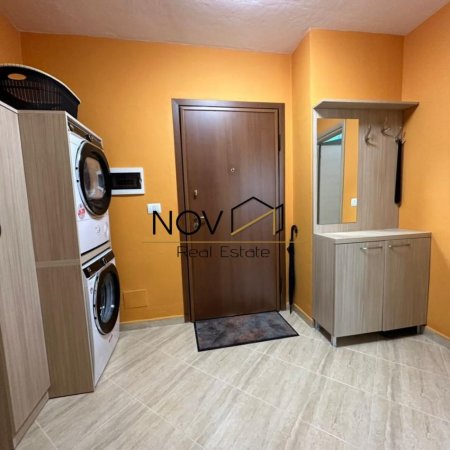 Tirane, jepet me qera 2+1+Ballkon , (Bulevardi i Ri)