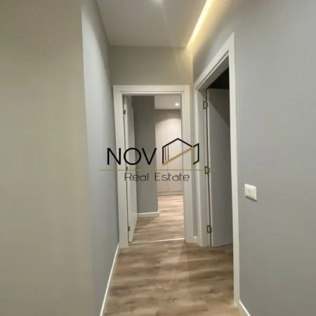 Tirane, jepet me qera apartament 2+1+Ballkon Kati 4, 100 m² (Farmacia 10)