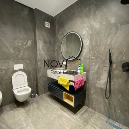 Tirane, jepet me qera apartament 2+1+Ballkon Kati 4, 100 m² (Farmacia 10)
