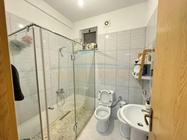Tirane, shitet apartament 2+1 Kati 7, 87 m² 132.000 € (UNAZA E RE ASTIR)
