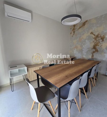 Tirane, jepet me qera ambjent biznesi Kati 4, 55 m² 500 € (Ish Fusha Aviacionit)
