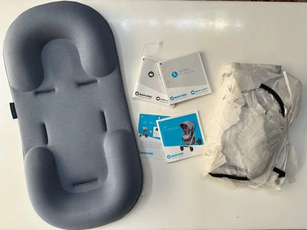 Tirane, Shes karroce Maxi Cosi Lila