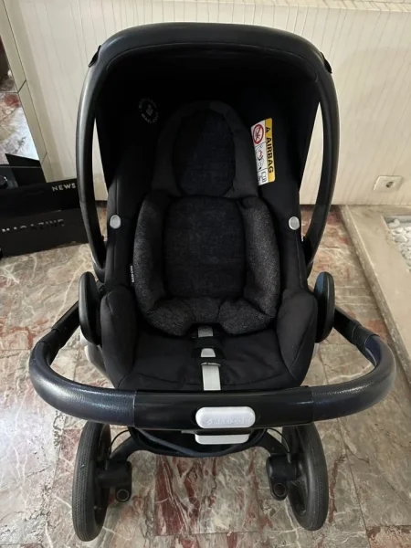 Tirane, Shes karroce Maxi Cosi Lila