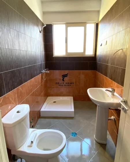 Tirane, shitet apartament 2+1 Kati 4, 121 m² 157.000 € (SHKOZE)