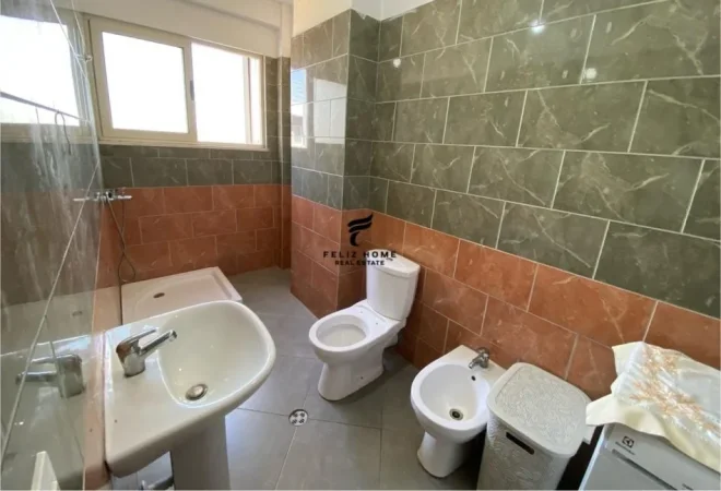 Tirane, shitet apartament 2+1 Kati 4, 121 m² 157.000 € (SHKOZE)