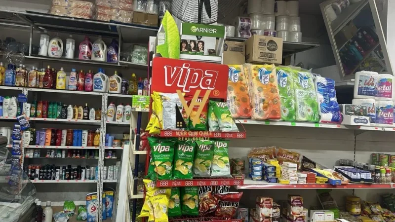 Tirane, jepet me qera dyqan Kati 0, 80 m² 800 € (VARRI I BAMIT)