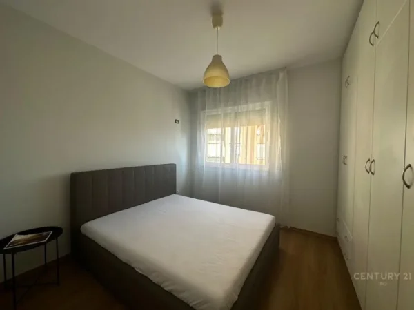 Tirane, shes apartament 2+1+Aneks+Ballkon Kati 4, 116 m² 208.000 € (Ish stacioni i fundit i tiranes se re)