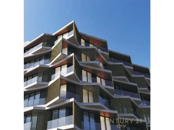 Tirane, shes apartament 1+1+Aneks+Ballkon Kati 4, 70 m² (Liqeni i thate)