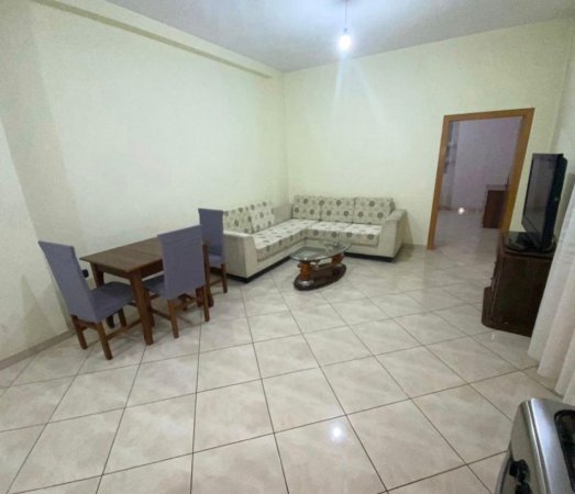 Tirane, jepet me qera apartament 1+1 Kati 3, 65 m² 350 € (Bulevardi i Ri)