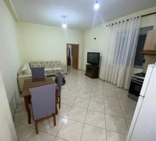 Tirane, jepet me qera apartament 1+1 Kati 3, 65 m² 350 € (Bulevardi i Ri)