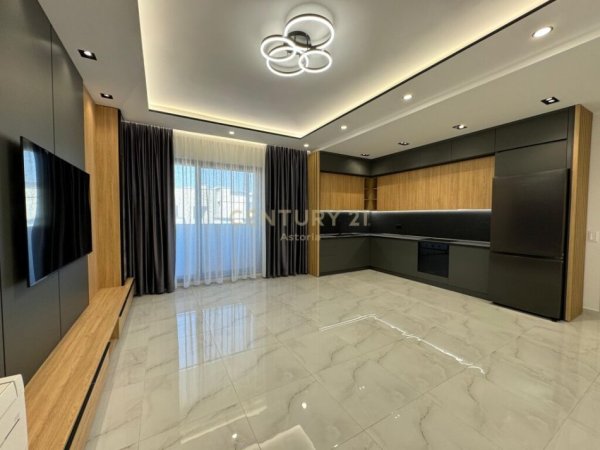 Tirane, jepet me qera apartament+verande | Penthouse 3+1+Aneks+Ballkon Kati 10, 232 m² 2.500 € (Astir)