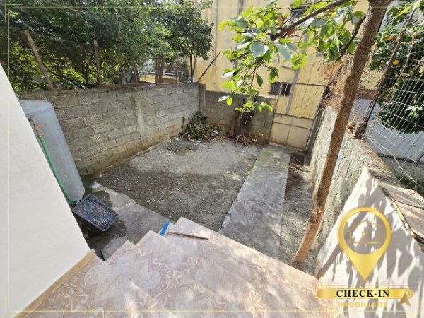 Tirane, jepet me qera apartament 1+1+Ballkon Kati 0, 55 m² 300 € (Kodra e Priftit)