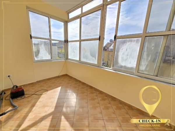 Tirane, jepet me qera 1+1+Aneks+Ballkon Kati 1, 57 m² 350 € (Kodra e Priftit)