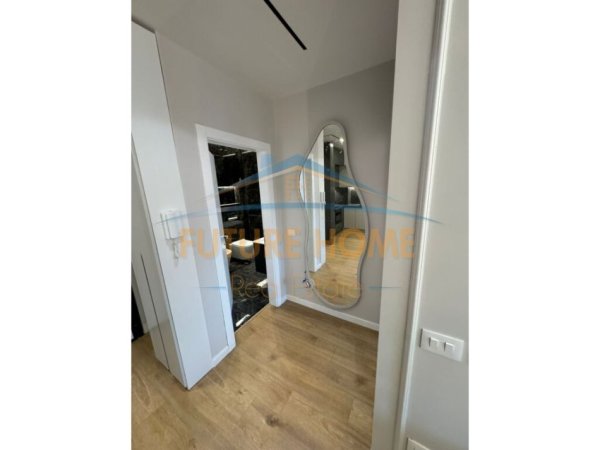 Tirane, shitet apartament 1+1+Ballkon Kati 4, 75 m² 160.000 € (Golden Pak)
