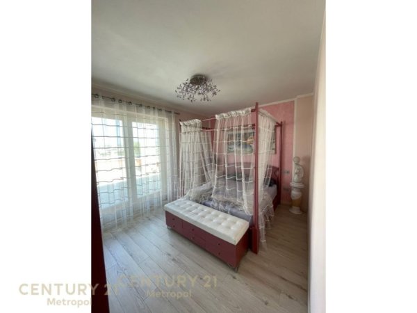 Tirane, shes apartament 3+1+2+VERANDE , 150 m² 270.000 € (Rruga e Dibrës)
