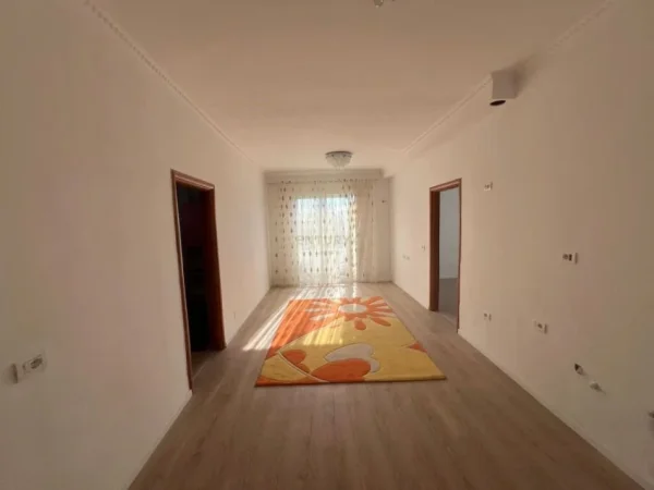 Tirane, shitet apartament 2+1 Kati 2, 83 m² 93.000 € (Rruga Muhamet Deliu)
