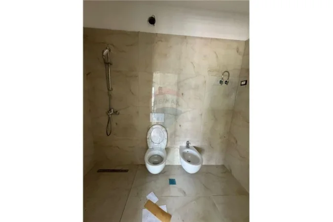 Tirane, shitet apartament 2+1 Kati 10, 119 m² 190.000 € (SHESIM APARTAMENT 2+1+2 ORBITAL 2!)