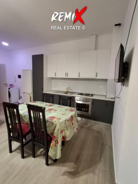 Shkembi Kavajes, shitet apartament 2+1+Aneks Kati 1, 70 m² 90.000 € 