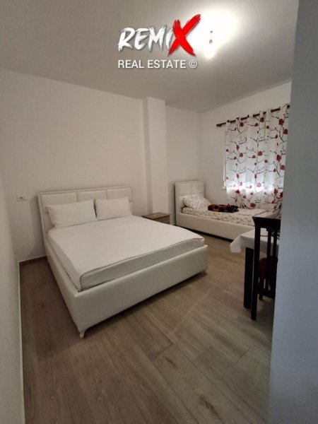 Shkembi Kavajes, shitet apartament 2+1+Aneks Kati 1, 70 m² 90.000 € 