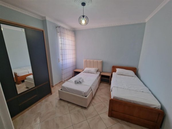 Durres, shes apartament 3+1 Kati 8, 120 m² 133.000 € (Iliria, Plazh Durres)