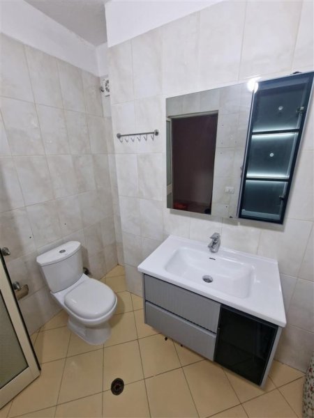 Durres, shes apartament 3+1 Kati 8, 120 m² 133.000 € (Iliria, Plazh Durres)