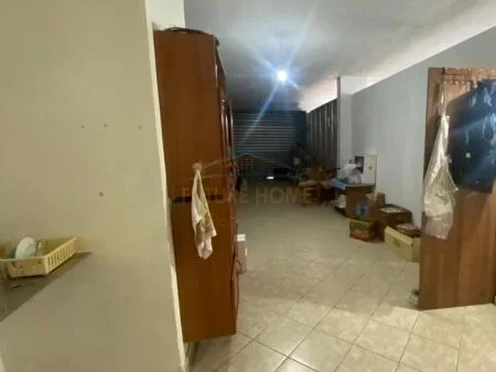Tirane, shitet ambjent biznesi Kati 0, 123 m² 150.000 € (Rruga Xhanfize Keko, Tirane, AREA45865)