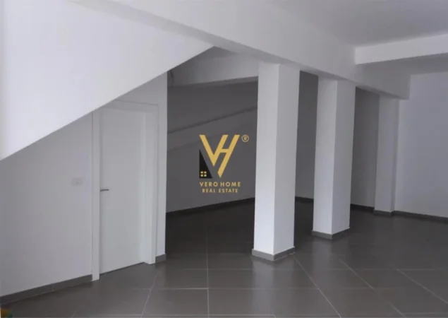 Tirane, shitet dyqan Kati 0, 100 m² 160.000 € (KODRA E DIELLIT)