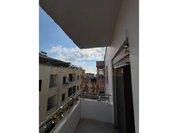 Durres, shitet apartament 1+1 Kati 7, 70 m² 85.000 € (Plazh Iliria , Durres)