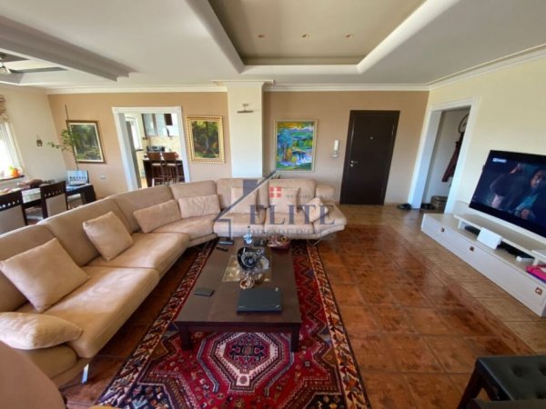 Tirane, jepet me qera apartament+verande | Penthouse 3+1 Kati 7, 500 m² 2.000 € (Bulevardi Zogu i I-re)