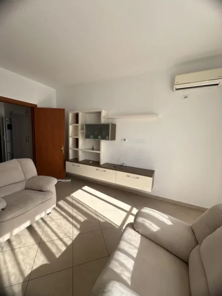 Durres, shitet apartament 2+1+Ballkon Kati 8, 106 m² 130.000 € 